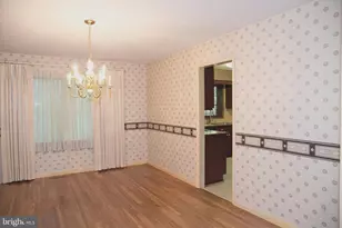36 Crestview Dr, Fleetwood, PA 19522 - Photo 13