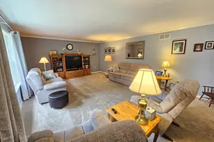 1120 Stonehenge Dr, Reading, PA 19606 - Photo 9
