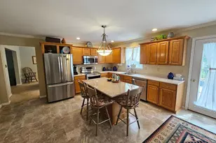 1120 Stonehenge Dr, Reading, PA 19606 - Photo 5