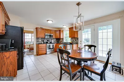 389 Eagleview Drive, Mohrsville, PA 19541 - Photo 7