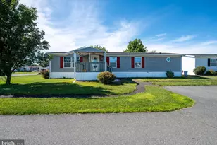 500 Caravelle Ln, Reading, PA 19606 - Photo 7