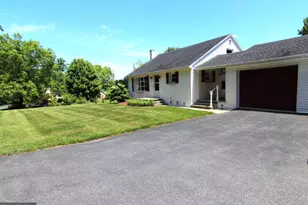 151 Dogwood Dr, Alburtis, PA 18011 - Photo 1