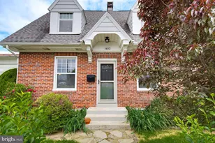 1402 Brooke Blvd, Reading, PA 19607 - Photo 1