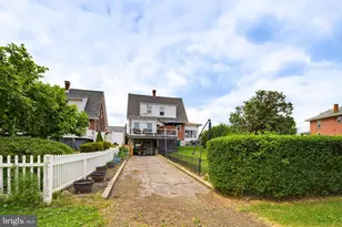 1402 Brooke Blvd, Reading, PA 19607 - Photo 5