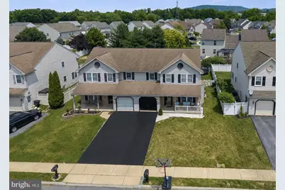 1013 Parkway Drive, Reading, PA 19605 - Photo 3