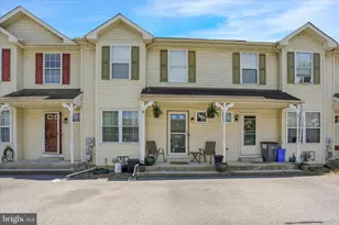 664 Walnut Tree Dr, Blandon, PA 19510 - Photo 1