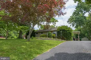 1417 Old Airport Rd, Douglassville, PA 19518 - Photo 3
