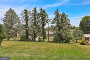 205 W 38th St, Reading, PA 19606 - Photo 35