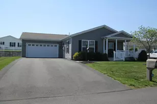 22 Finch Dr N, Bechtelsville, PA 19505 - Photo 1