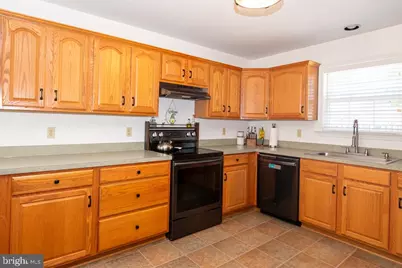 141 Pond View Drive, Hamburg, PA 19526 - Photo 5