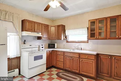 77 W Wesner Road, Blandon, PA 19510 - Photo 9