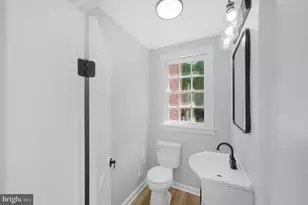 1034 Washington St, Reading, PA 19601 - Photo 15