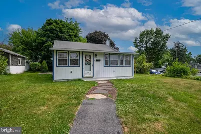 1904 Elizabeth Avenue, Reading, PA 19605 - Photo 3