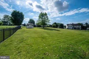 425 Sensen Rd, Wernersville, PA 19565 - Photo 65