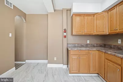 329 Lombard Street, Reading, PA 19604 - Photo 11