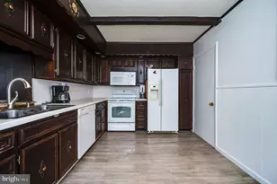 1448 Luzerne St, Reading, PA 19601 - Photo 11