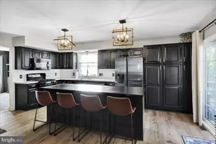 1102 Forest St, Fleetwood, PA 19522 - Photo 11