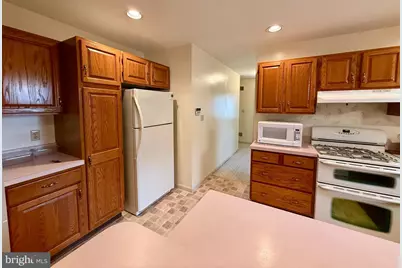 304 W Walnut Tree Drive, Blandon, PA 19510 - Photo 15