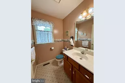 304 W Walnut Tree Drive, Blandon, PA 19510 - Photo 17