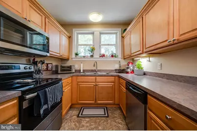 719 N Temple Bl, Temple, PA 19560 - Photo 17