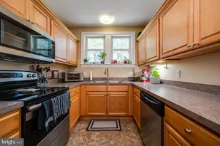 719 N Temple Bl, Temple, PA 19560 - Photo 17