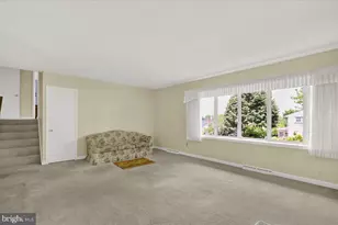 328 Wheatland Ave, Reading, PA 19607 - Photo 3