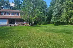 5 White Oak Dr, Fleetwood, PA 19522 - Photo 3