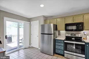 132 Hickory Ln, Reading, PA 19610 - Photo 11