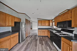 350 Myer Dr, Fredericksburg, PA 17026 - Photo 21