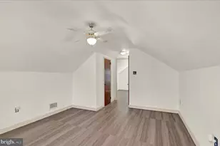 302 Elmwood Ave, Reading, PA 19609 - Photo 17