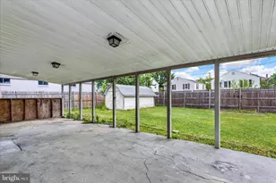 209 Montgomery Ave, Reading, PA 19606 - Photo 15
