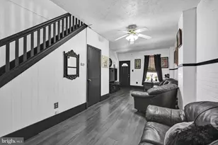 617 S 10th St, Reading, PA 19602 - Photo 5
