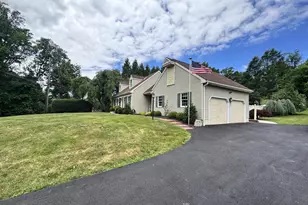 2540 Hopewell Rd, Elverson, PA 19520 - Photo 3