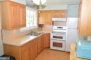 2120 Peters Rd, Reading, PA 19601 - Photo 5