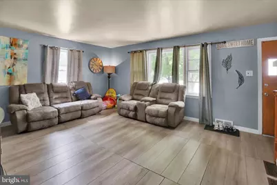 300 Park Av, Temple, PA 19560 - Photo 7