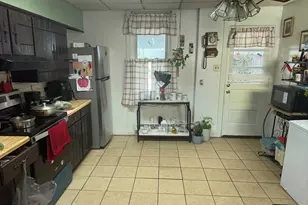 1034 Windsor St, Reading, PA 19604 - Photo 3