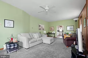 412 Rhoads Ave, Boyertown, PA 19512 - Photo 19