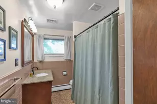 33 Lawndale Rd, Wyomissing, PA 19610 - Photo 15