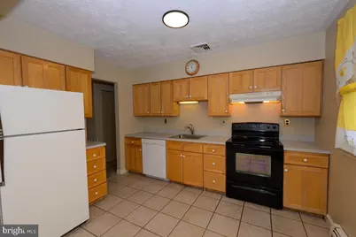780 Pomander Avenue, Reading, PA 19606 - Photo 9