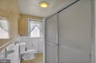 202 Madison Ave, Laureldale, PA 19605 - Photo 19