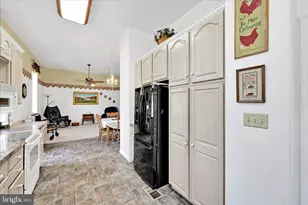 415 Snyder School Rd, Bernville, PA 19506 - Photo 13