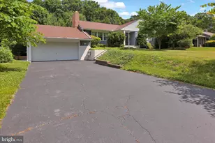 2520 Hopewell Rd, Elverson, PA 19520 - Photo 3