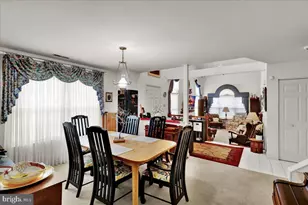 112 Hickory Ln, Reading, PA 19610 - Photo 9