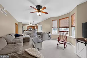 401 W Morlatton Rd, Douglassville, PA 19518 - Photo 7