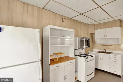 1541 Moss Street, Reading, PA 19604 - Photo 9