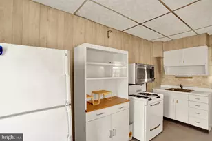 1541 Moss St, Reading, PA 19604 - Photo 9