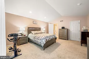 309 Cameron Dr, Douglassville, PA 19518 - Photo 23