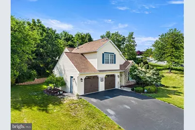 309 Cameron Drive, Douglassville, PA 19518 - Photo 3