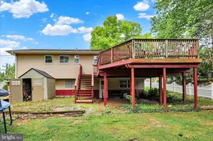 3020 Elm Rd, Reading, PA 19605 - Photo 5