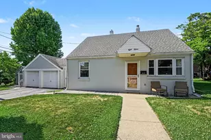 815 Park Ave, Temple, PA 19560 - Photo 1